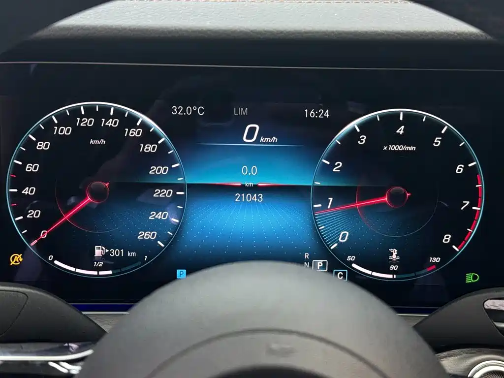 Mercedes-Benz E-Class 2022 Model Facelift II E 260 L Sport фото 12