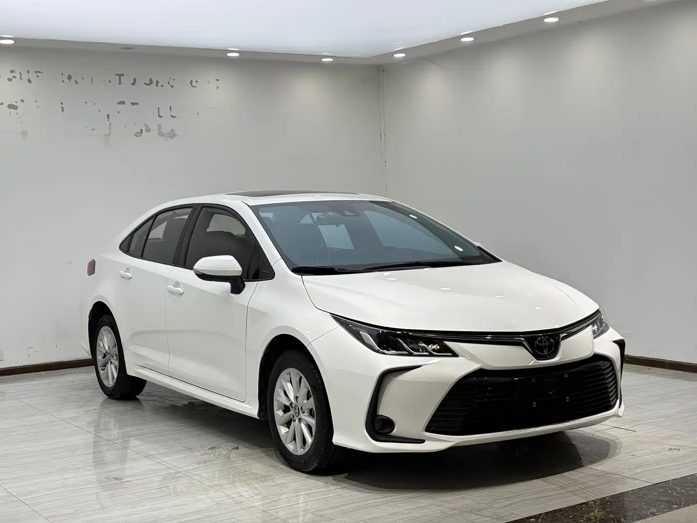 Toyota Corolla 2021 1.2T S-CVT Elite PLUS Edition фото 3