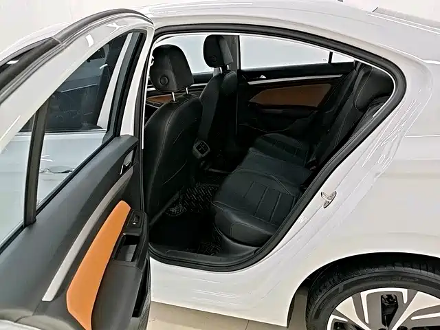 Volkswagen Bora 2023 200TSI DSG Smart PRO Edition фото 14