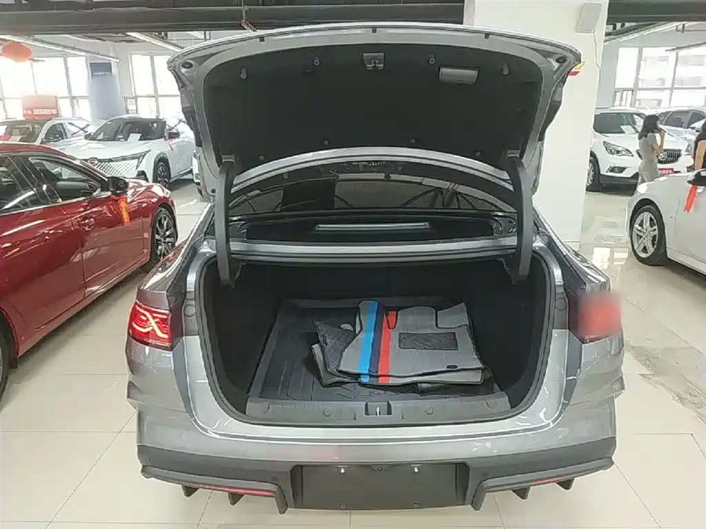 BYD Qin L 2025 DM-i Smart Drive Edition 80KM Leading фото 19