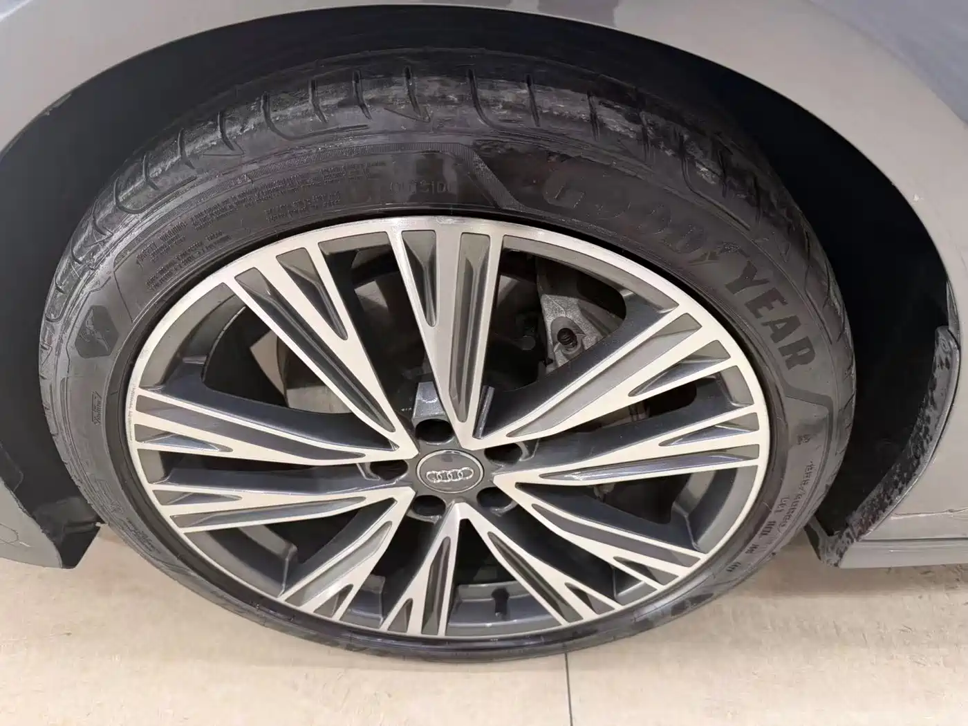 Audi A6L 2021 40 TFSI Luxury Elegance фото 11