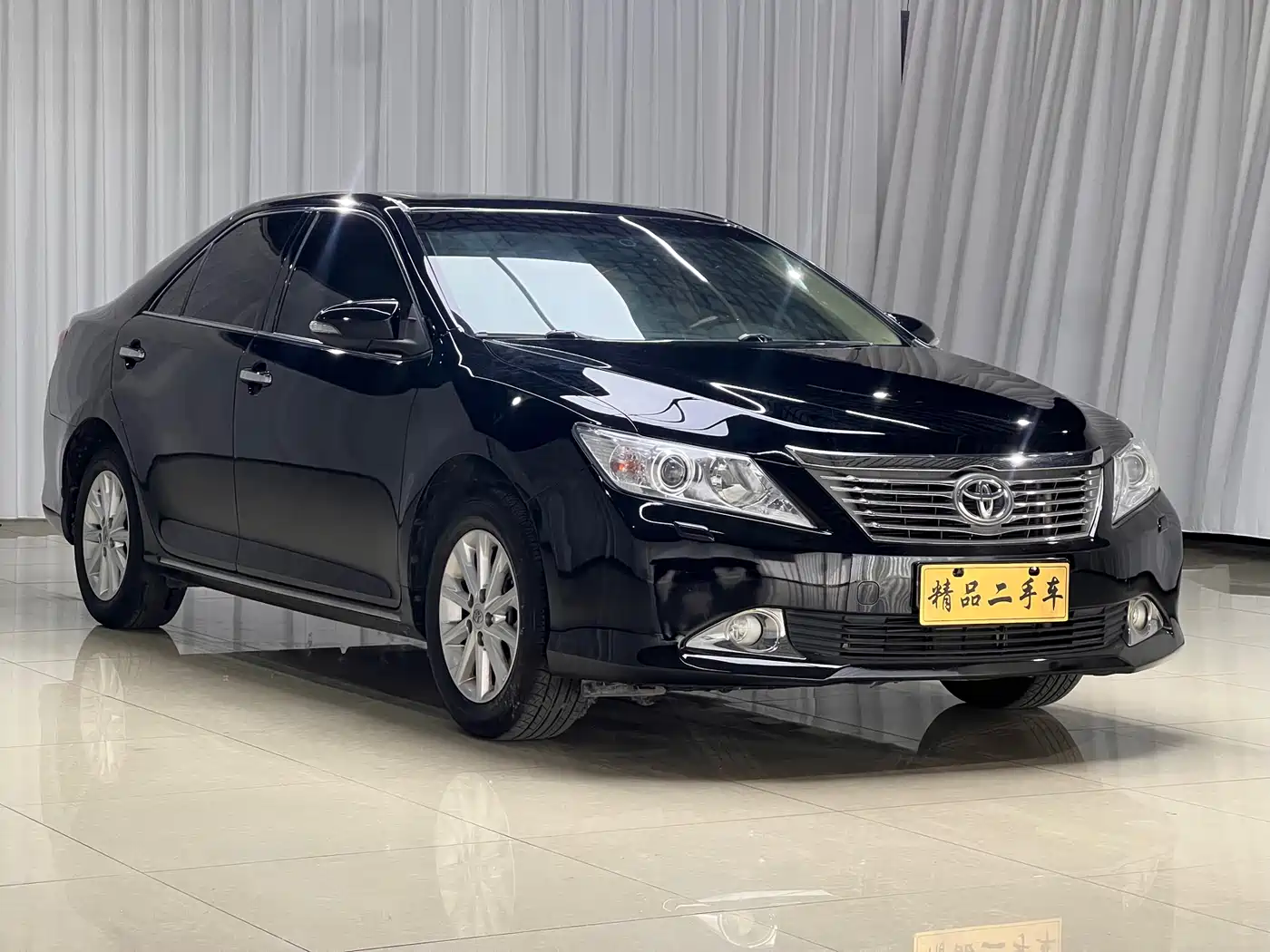Toyota Camry 2012 2.5G Luxury Edition фото 3