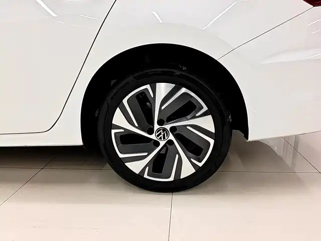 Volkswagen Bora 2023 200TSI DSG Smart PRO Edition фото 8