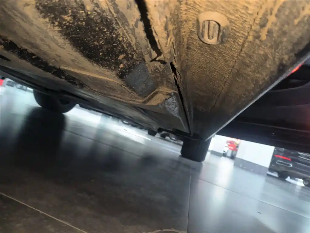 Volkswagen Passat 2023 330TSI Starlight Elite Edition фото 21