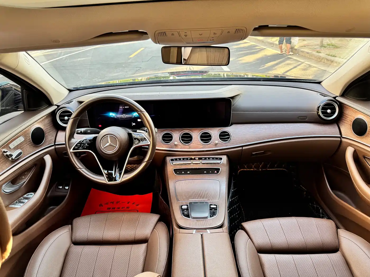 Mercedes-Benz E-Class New Energy 2022 E 350 e L Plug-in Hybrid Sedan фото 6