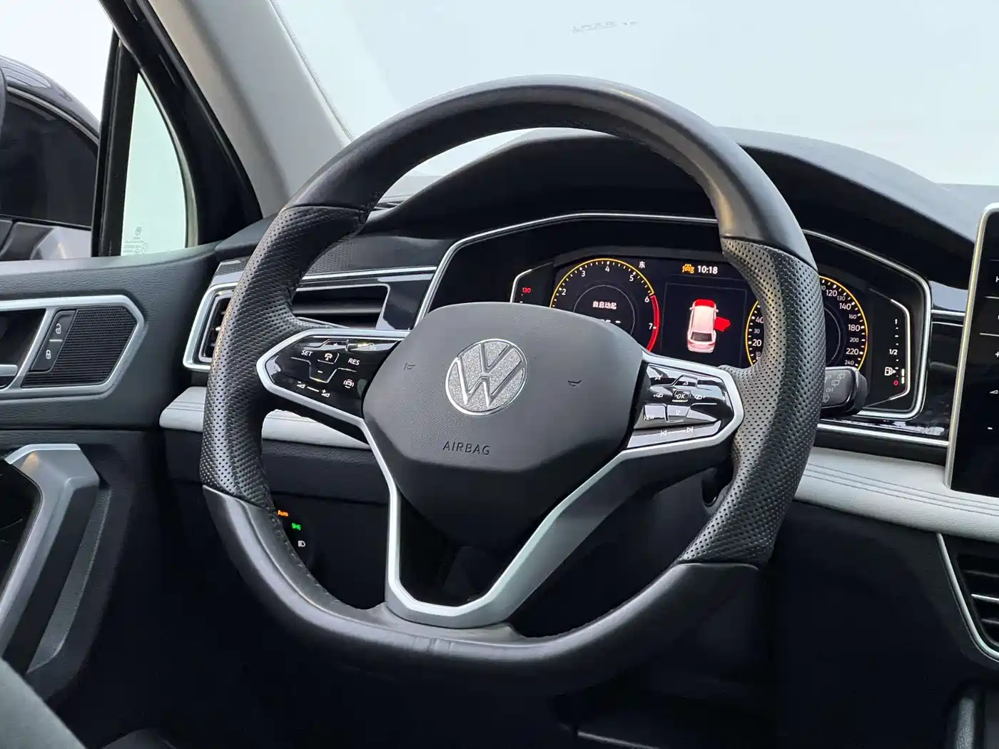 Volkswagen Tiguan L 2023 280TSI 2WD Trend Limited Edition фото 16