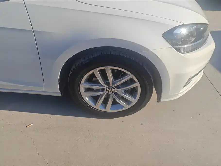 Volkswagen Golf 2019 200TSI DSG Comfort Progressive China VI фото 6