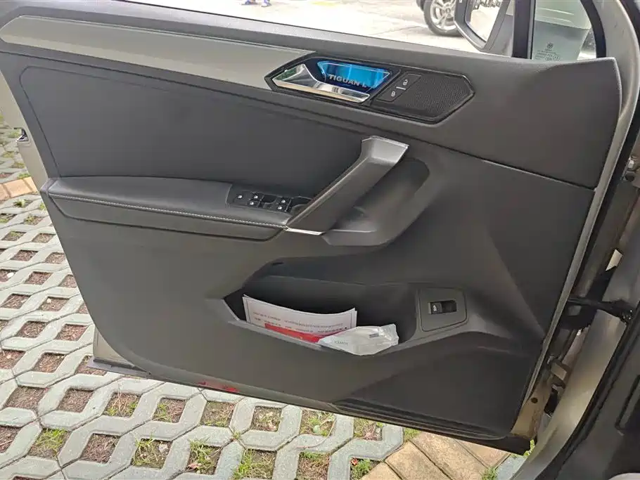 Volkswagen Tiguan L 2017 380TSI Automatic 4WD Flagship Edition фото 7
