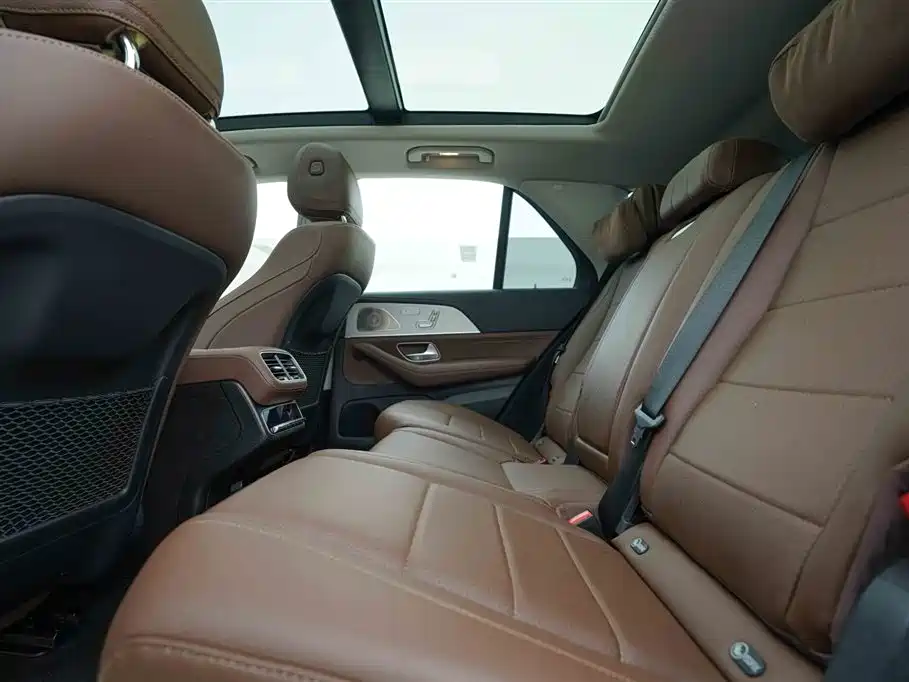 Mercedes-Benz GLE 2024 GLE 450 4MATIC Sport фото 19
