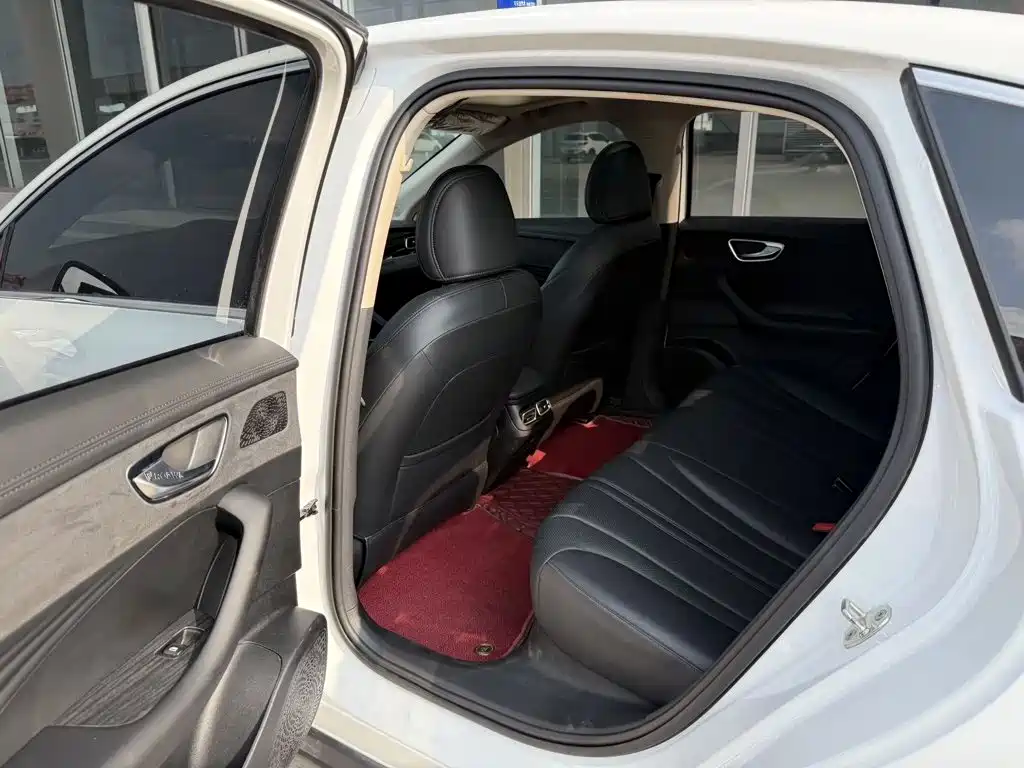 Roewe D7 2025 2025 DMH 125km World Champion Excellence Edition
