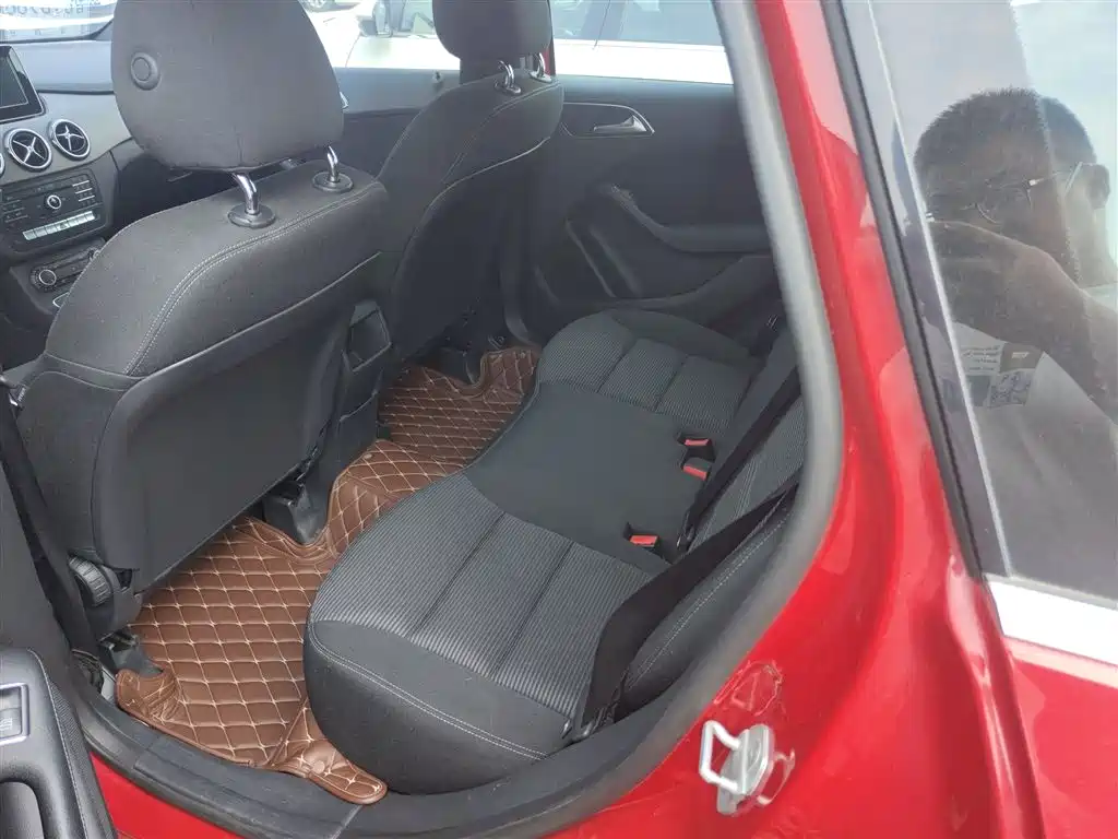 Mercedes-Benz B-Class 2016 B 180 фото 10