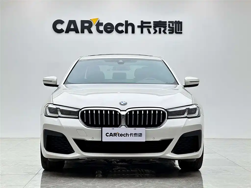 BMW 5 Series 2021 525Li M Sport Package фото 7