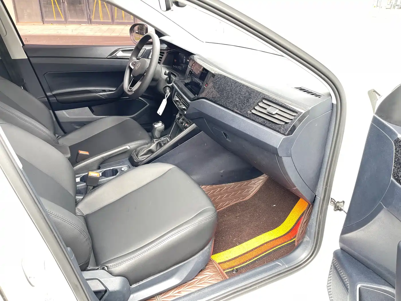 Volkswagen Lavida 2023 New Sharp 1.5L Auto Aspiration Edition фото 7