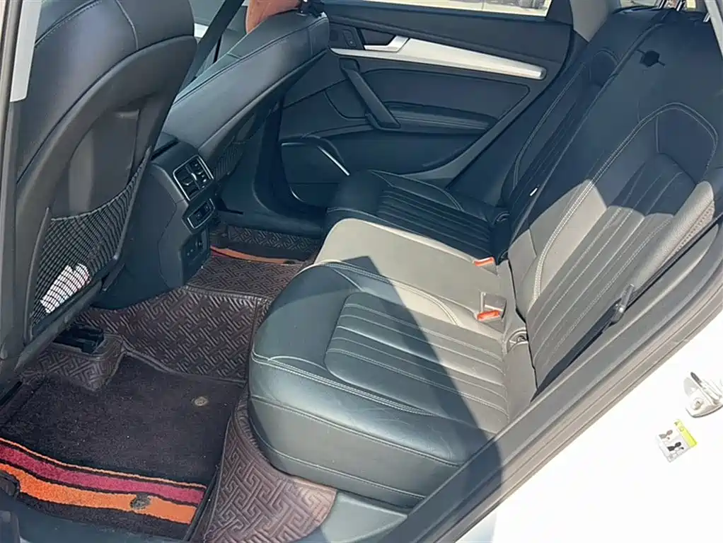 Audi Q5L 2020 40 TFSI Prestige Fashion фото 8