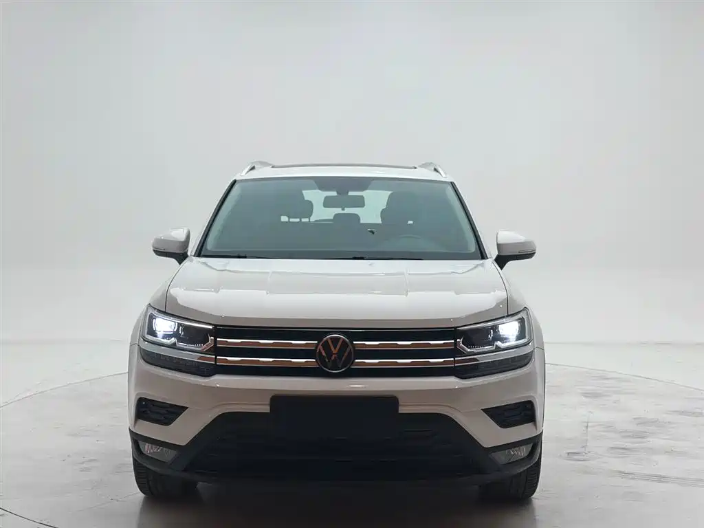 Volkswagen Tharu 2022 280TSI FWD Luxury Edition фото 2