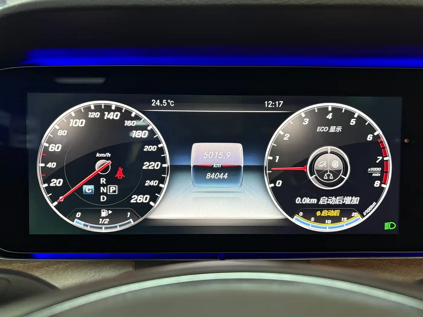 Mercedes-Benz E-Class 2017 Model E 320 L 4MATIC фото 18