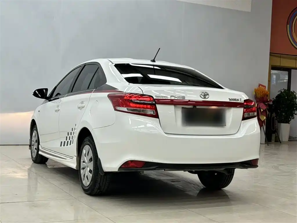 Toyota YARiS L Zhi Xiang 2018 1.5E CVT Champion Limited Edition фото 5