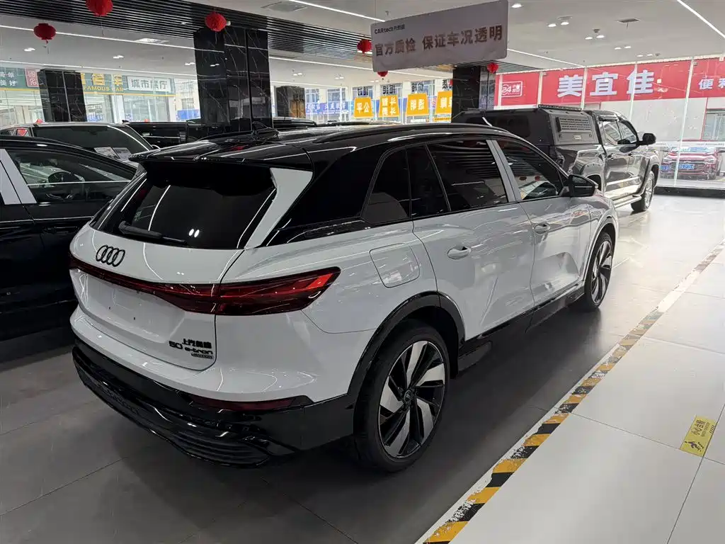 Audi Q5 e-tron 2023 40 e-tron Shining Edition Mecha Package фото 3