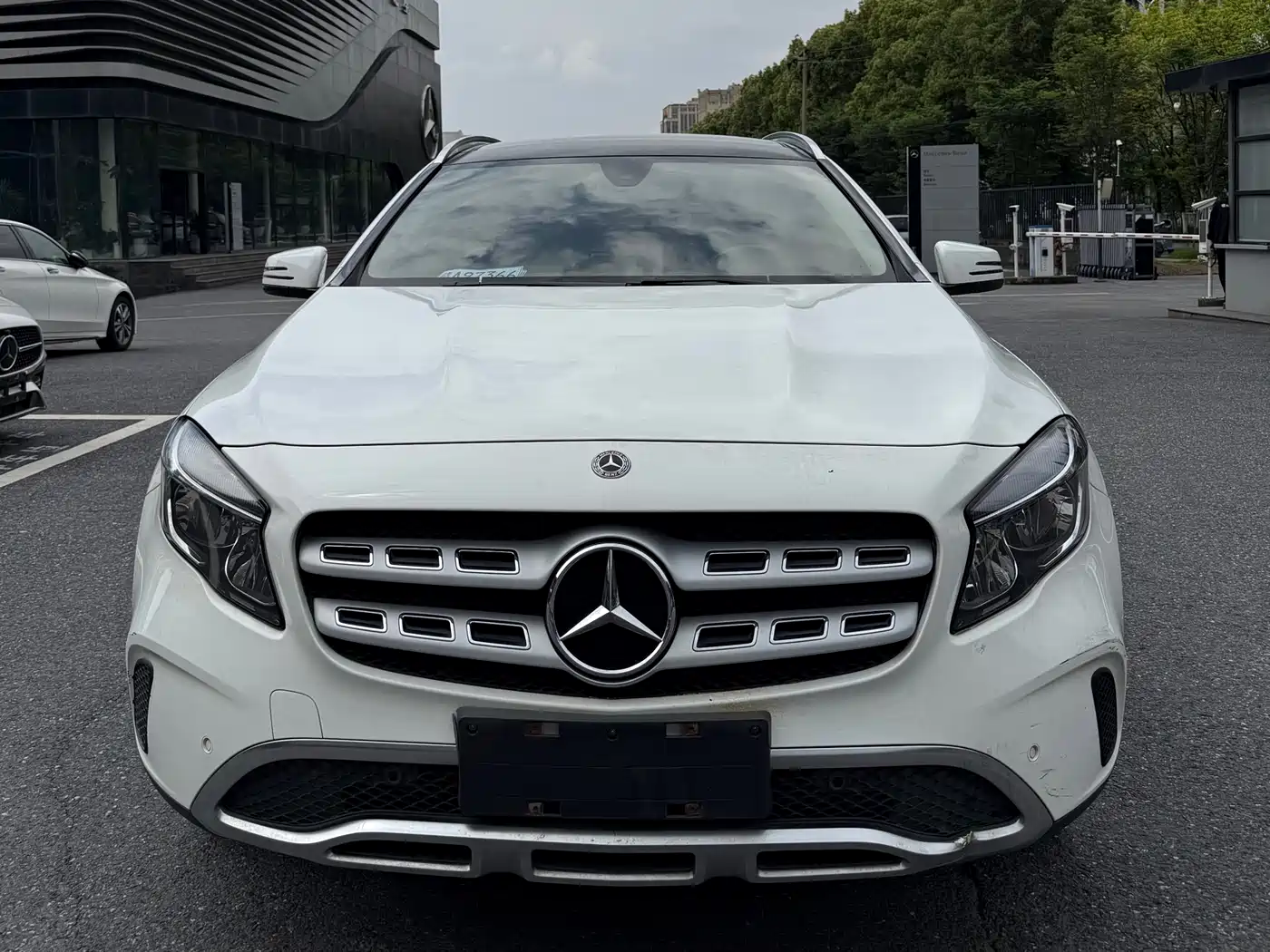 Mercedes-Benz GLA 2018 GLA 200 Dynamic фото 2