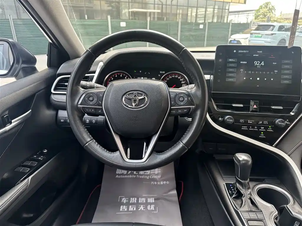 Toyota Camry 2022 2.0S Knight Edition фото 8