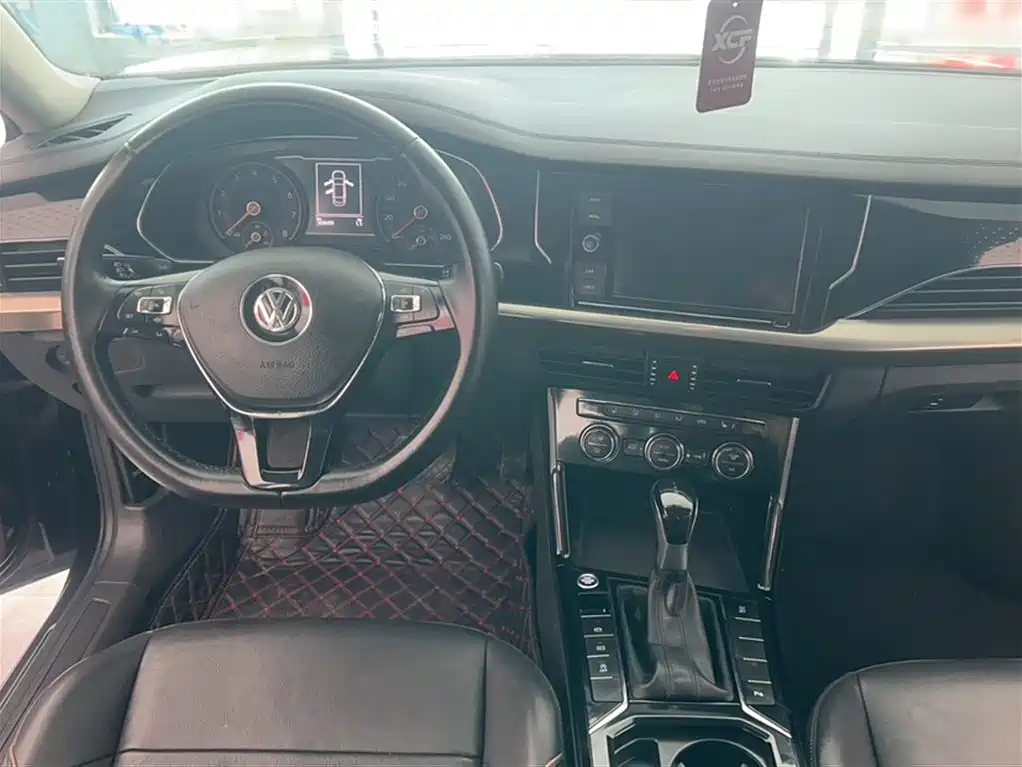 Volkswagen Passat 2019 330TSI Elite Version China VI фото 8