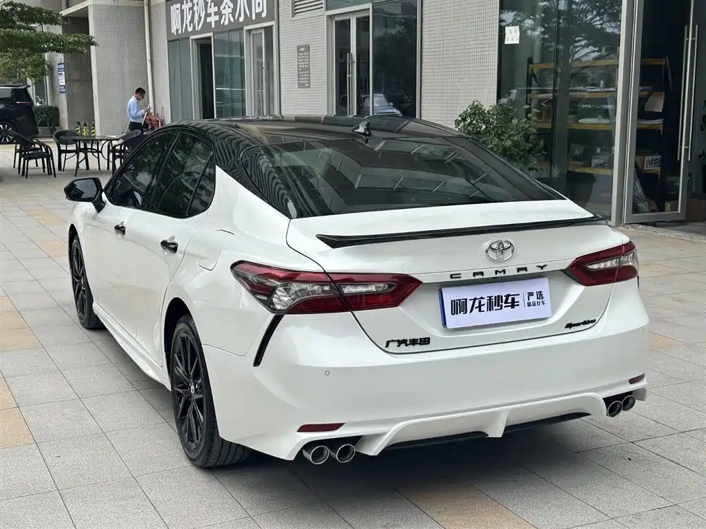 Toyota Camry 2022 2.0S Knight Edition фото 18
