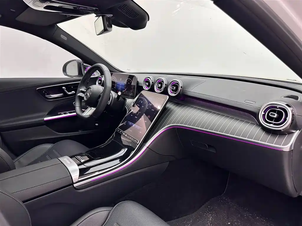 Mercedes-Benz C-Class 2023 C 260 L Night Edition Sport фото 11