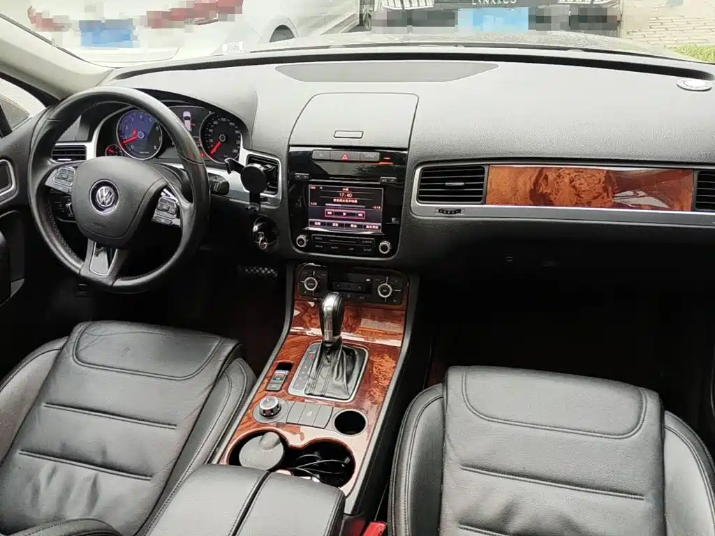 Volkswagen Touareg 2011 2011 3.0TSI Standard