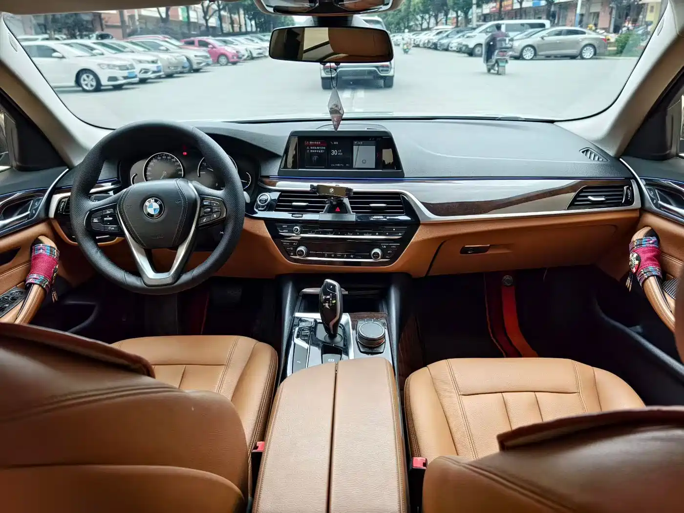 BMW 5 Series 2018 528Li Launch Special Edition фото 8