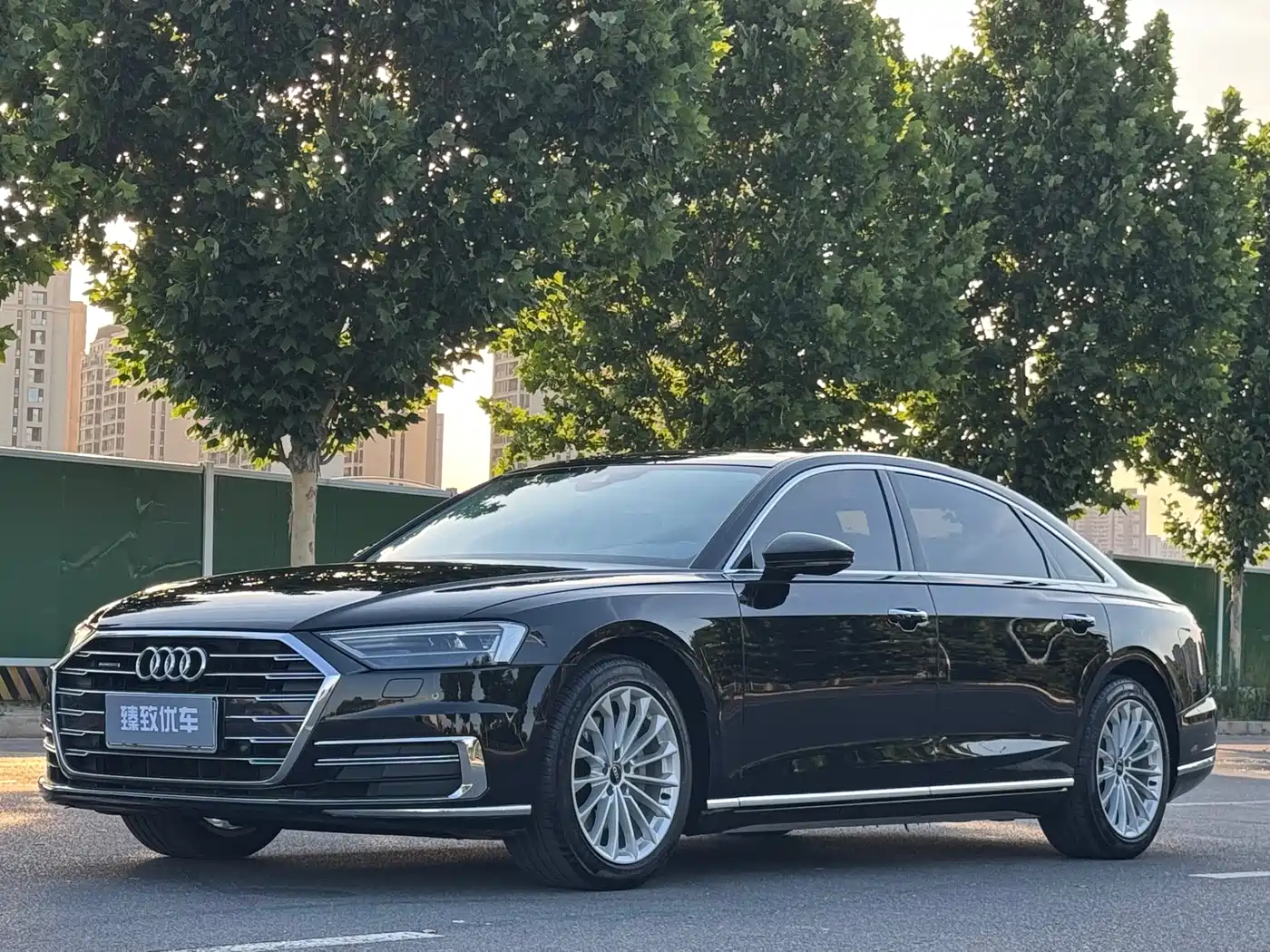 Audi A8 2022 A8L 50 TFSI quattro Comfort Collector's Edition