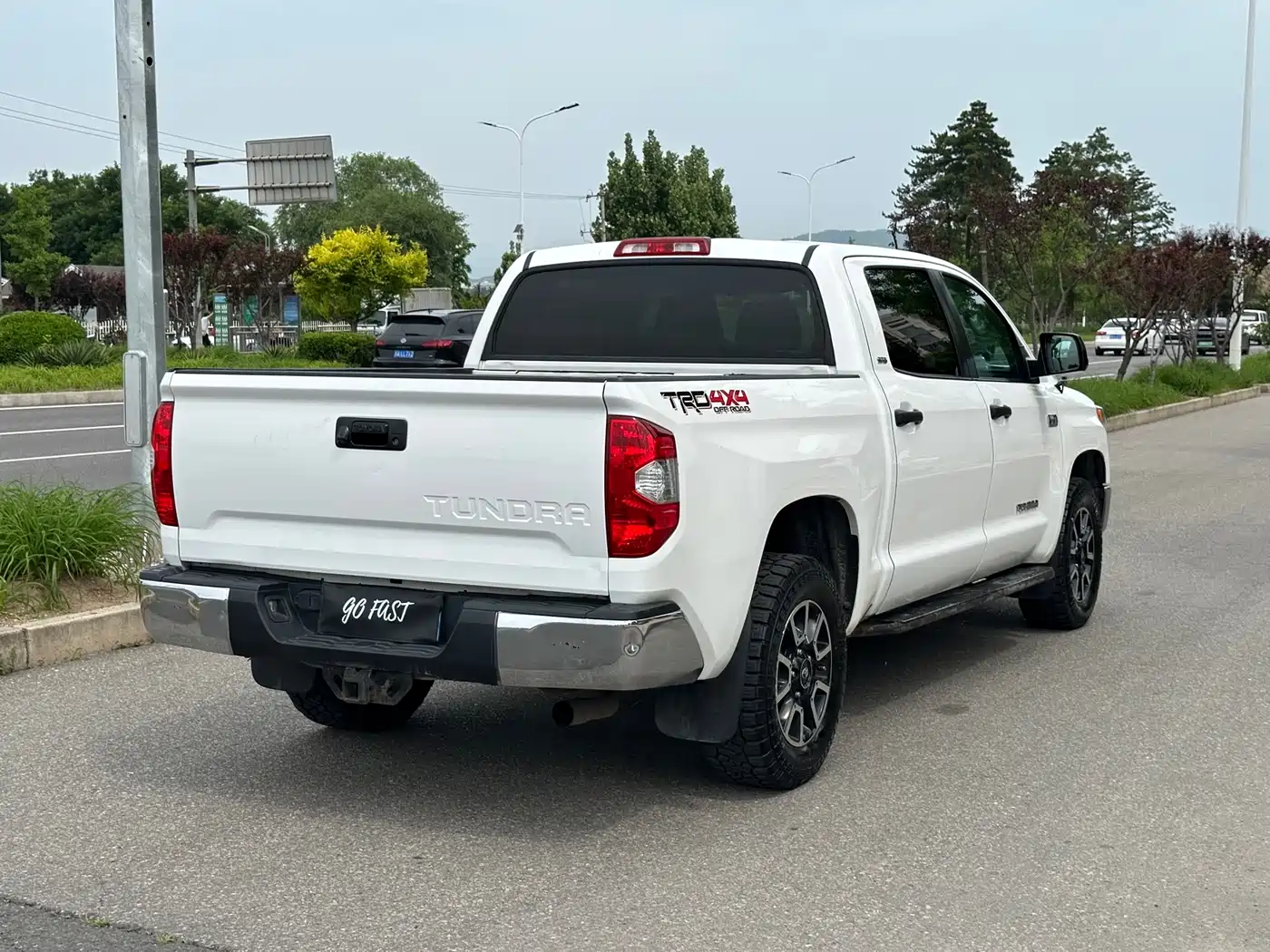 Toyota Tundra 2014 5.7L 1794 Edition фото 4