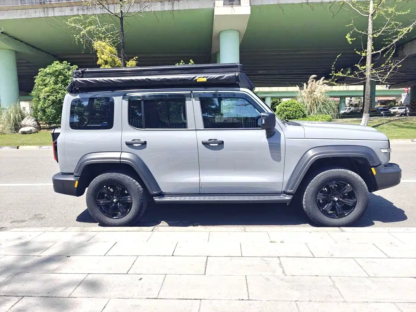 Tank 300 2023 Off-Road Edition 2.0T Conqueror фото 2