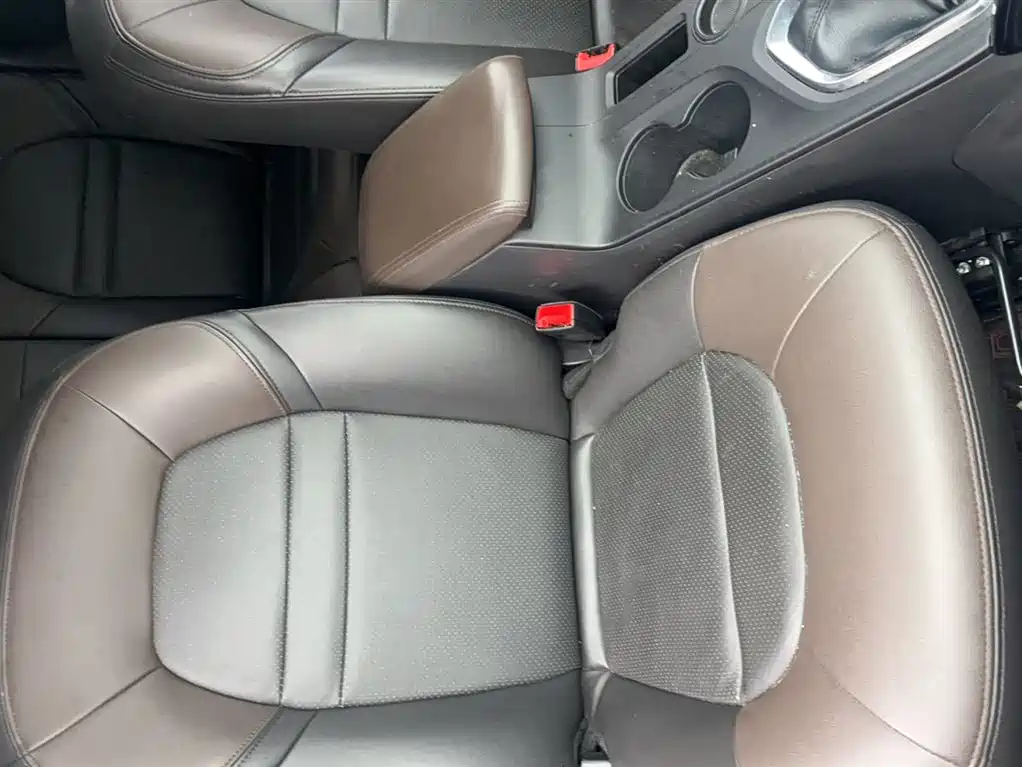 GAC Trumpchi Trumpchi GS4 2017 235T Automatic 2WD Luxury Smart Connected Edition фото 4