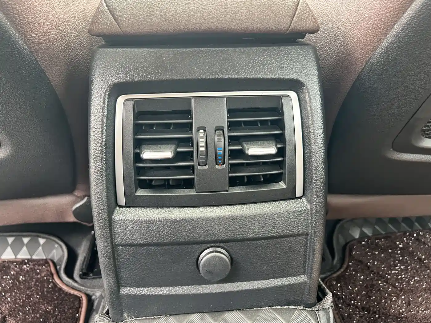 BMW 3 Series 2018 320Li Leading M Sport Package фото 10