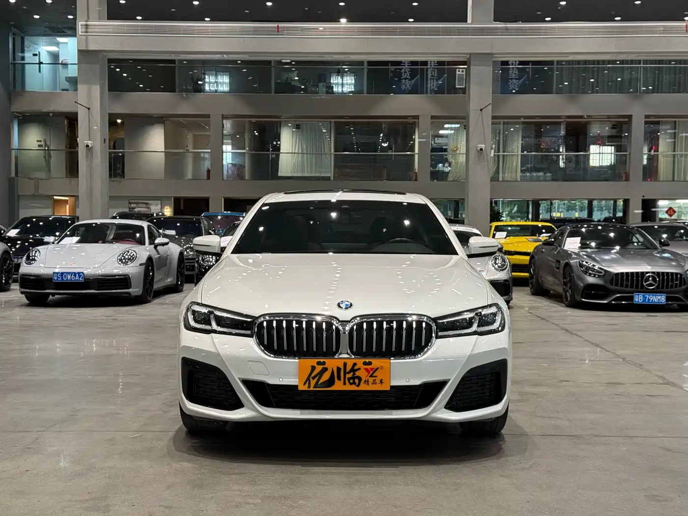 BMW 5 Series 2022 Model Second Facelift 525Li M Sport Package фото 2
