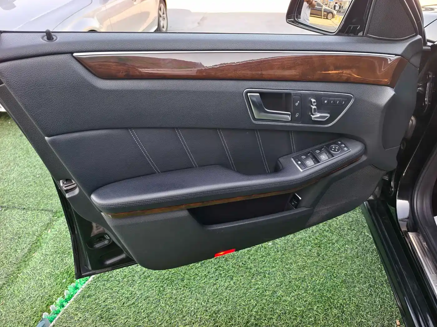 Mercedes-Benz E-Class 2014 Facelift E 260 L Luxury фото 8