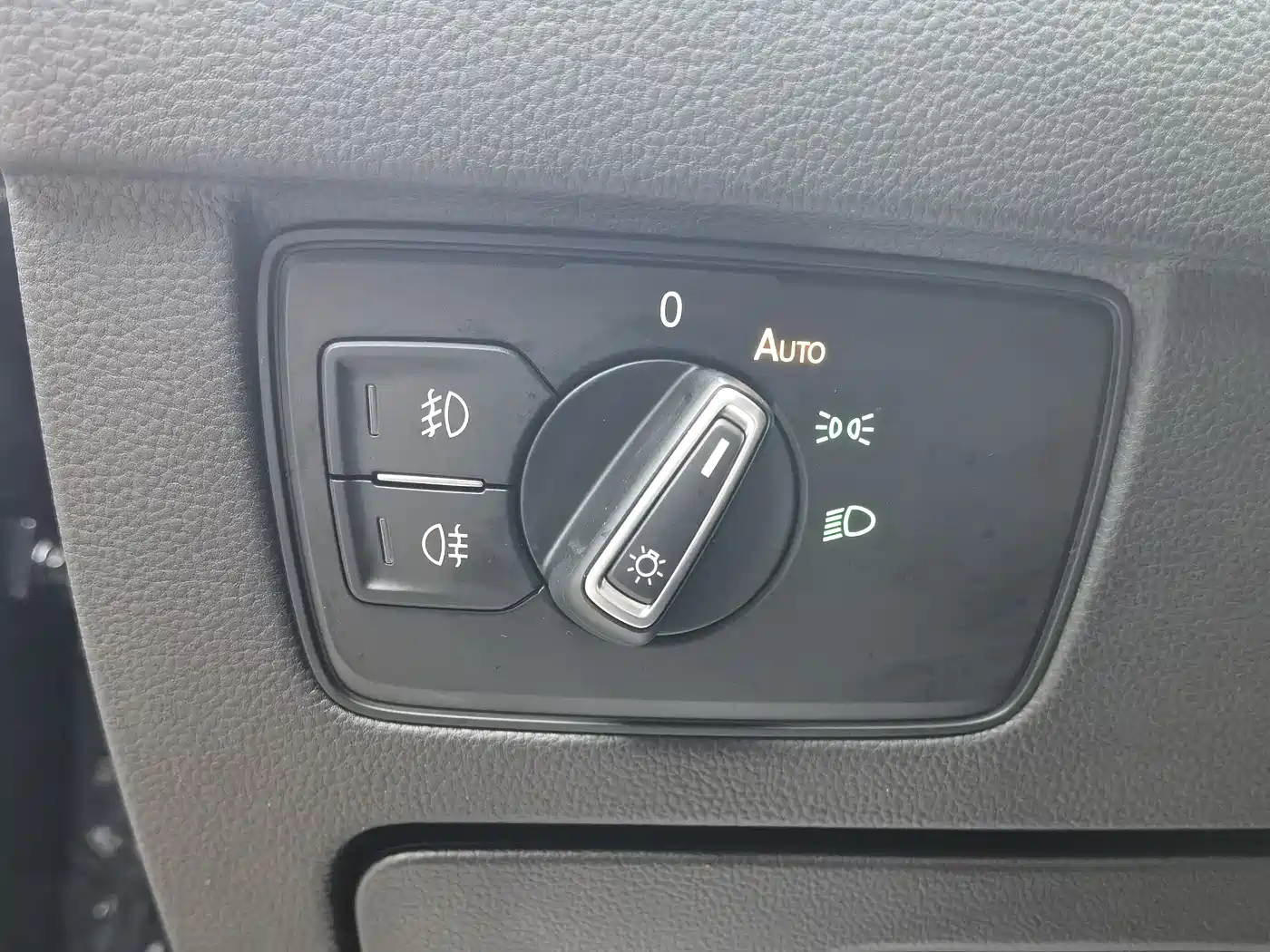 Volkswagen Magotan 2020 330TSI DSG Luxury фото 13