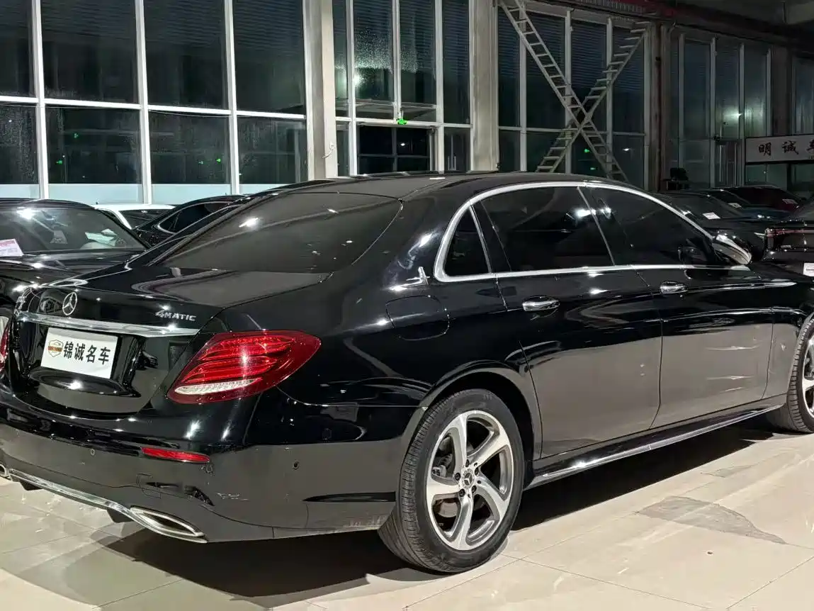 Mercedes-Benz E-Class 2019 E 200 L Sport 4MATIC фото 4
