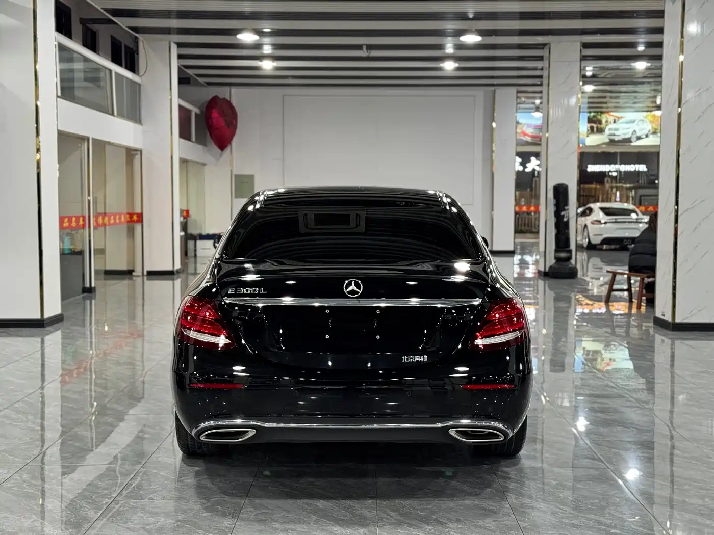 Mercedes-Benz E-Class 2020 E 300 L Fashion фото 16
