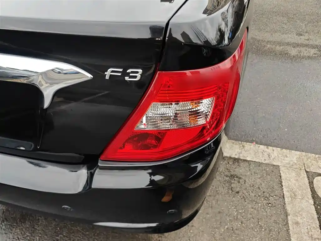 BYD F3 2016 1.5L Manual Comfort фото 8