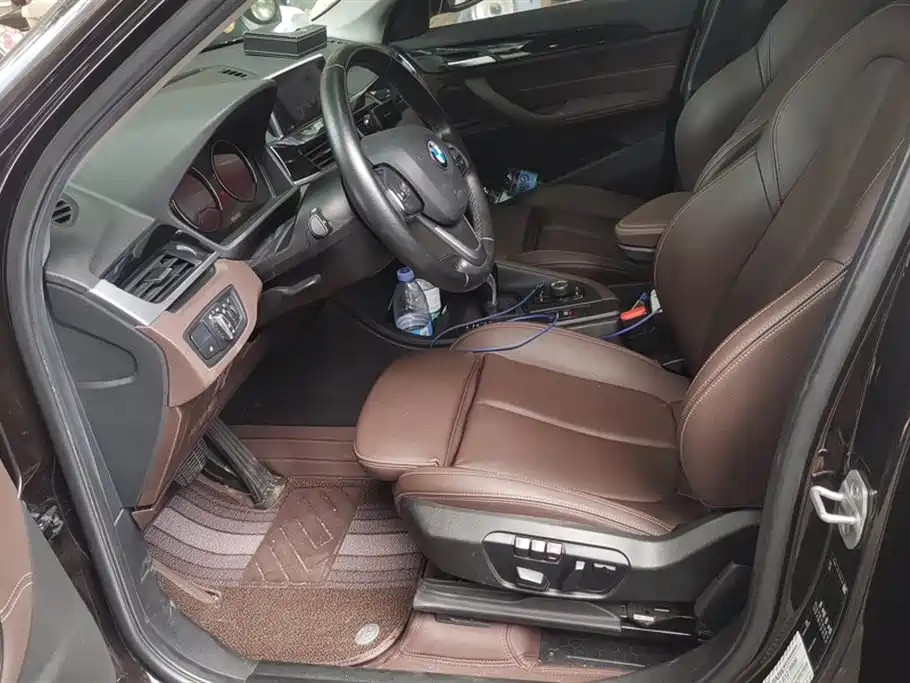 BMW X1 2020 sDrive20Li Fashion Model фото 9