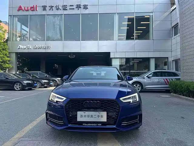 Audi A4L 2018 30th Anniversary 40 TFSI Fashion — фото 2