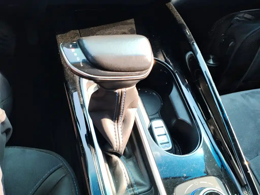 BUICK SLIGHTLY BLUE 6