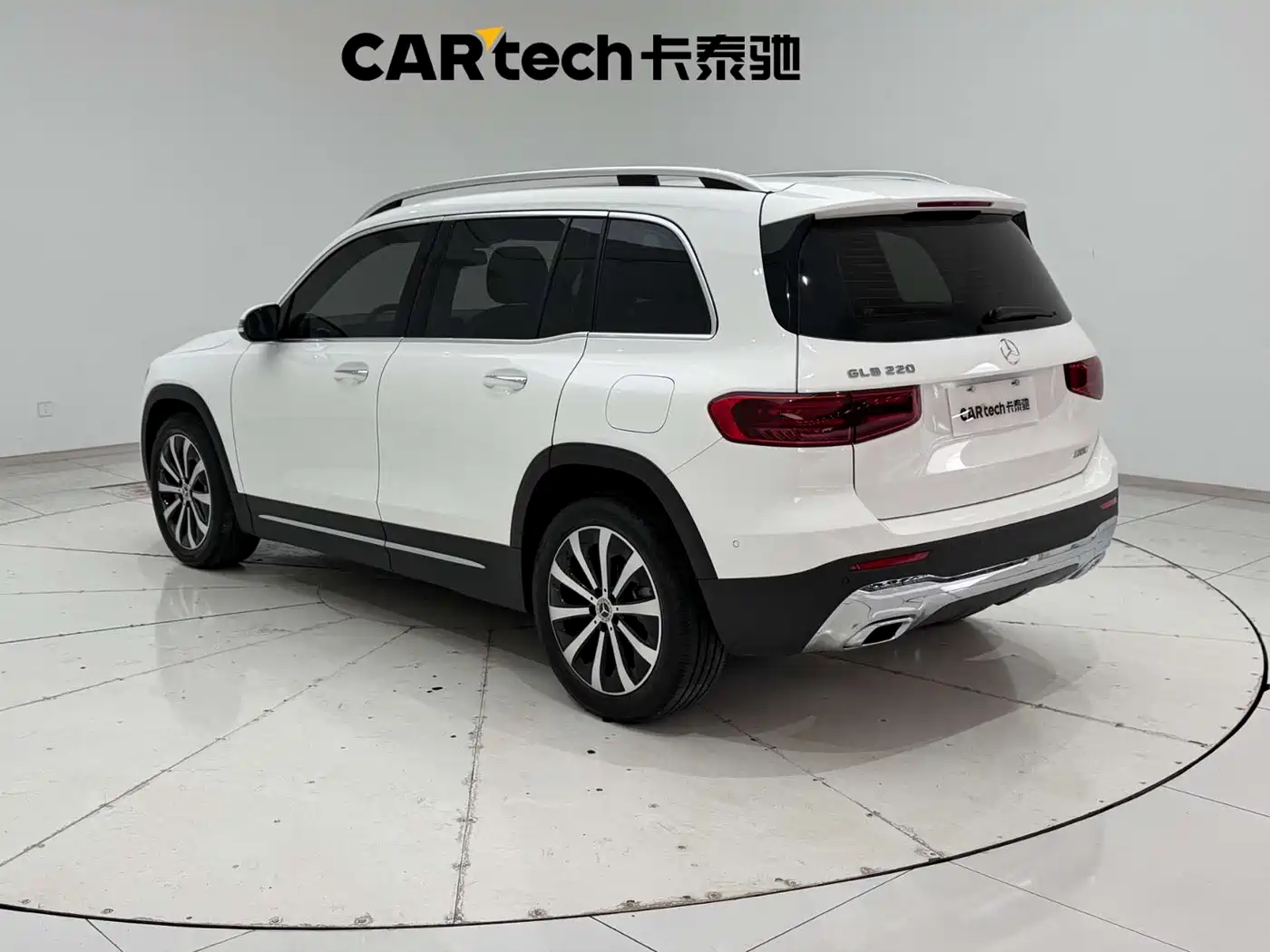Mercedes-Benz GLB 2024 GLB 220 Fashion фото 6