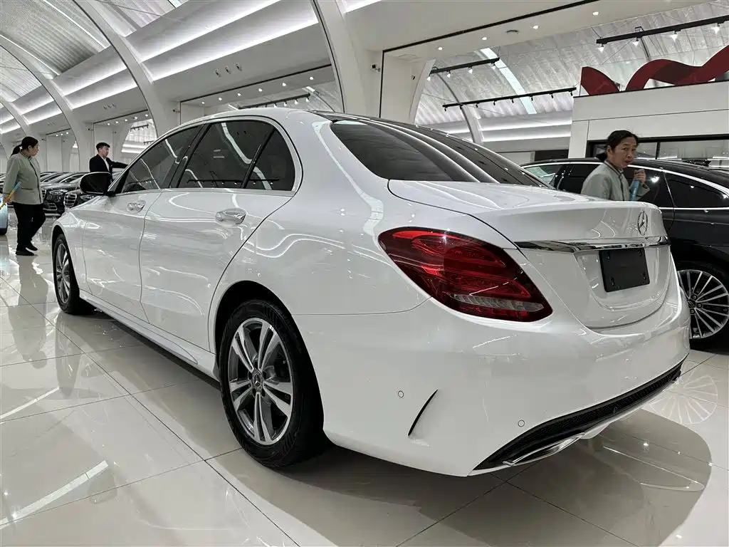 Mercedes-Benz C-Class 2018 C 200 L Sport Edition фото 19