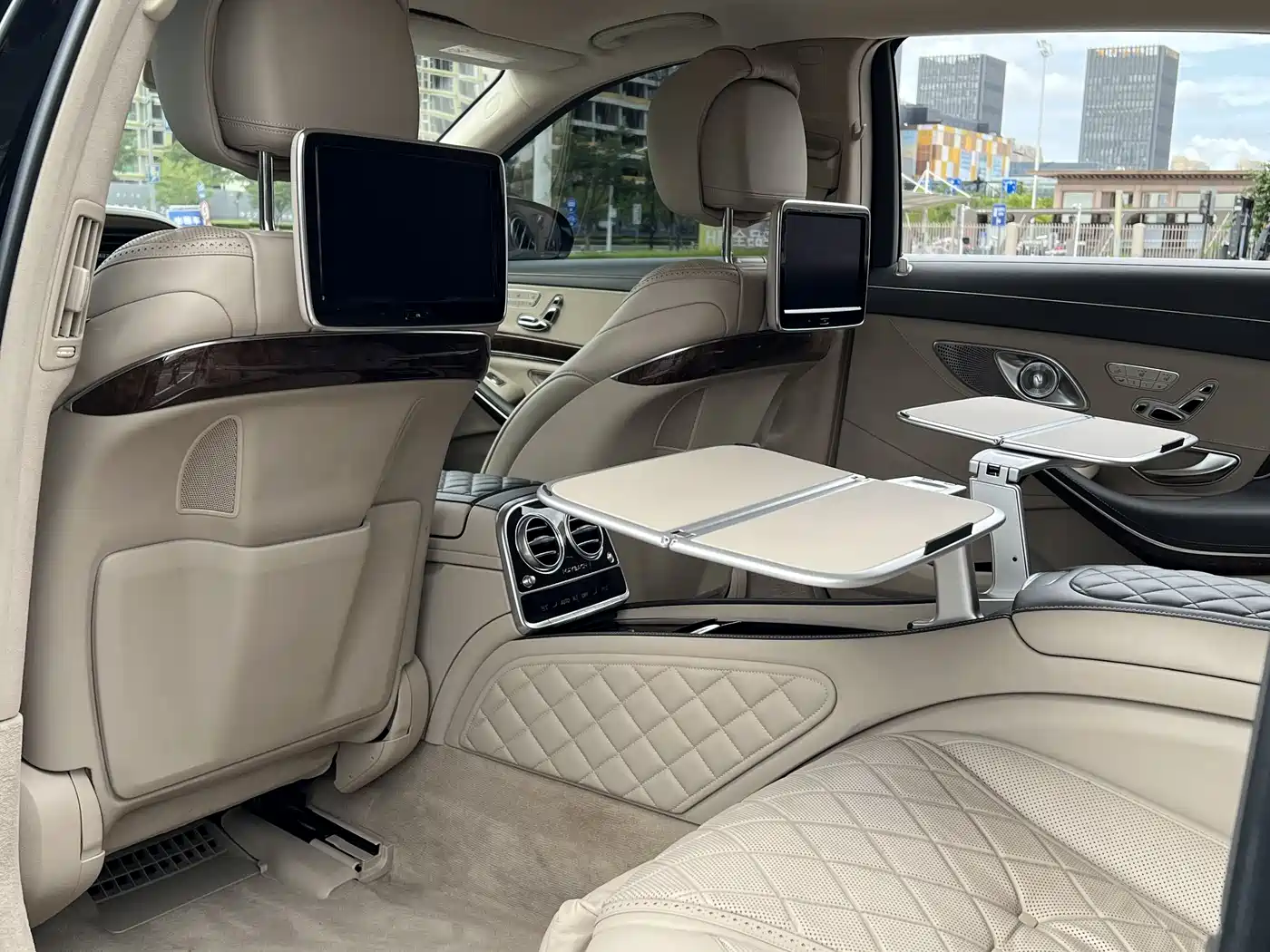 Mercedes-Benz Maybach S-Class 2017 S 600 фото 13
