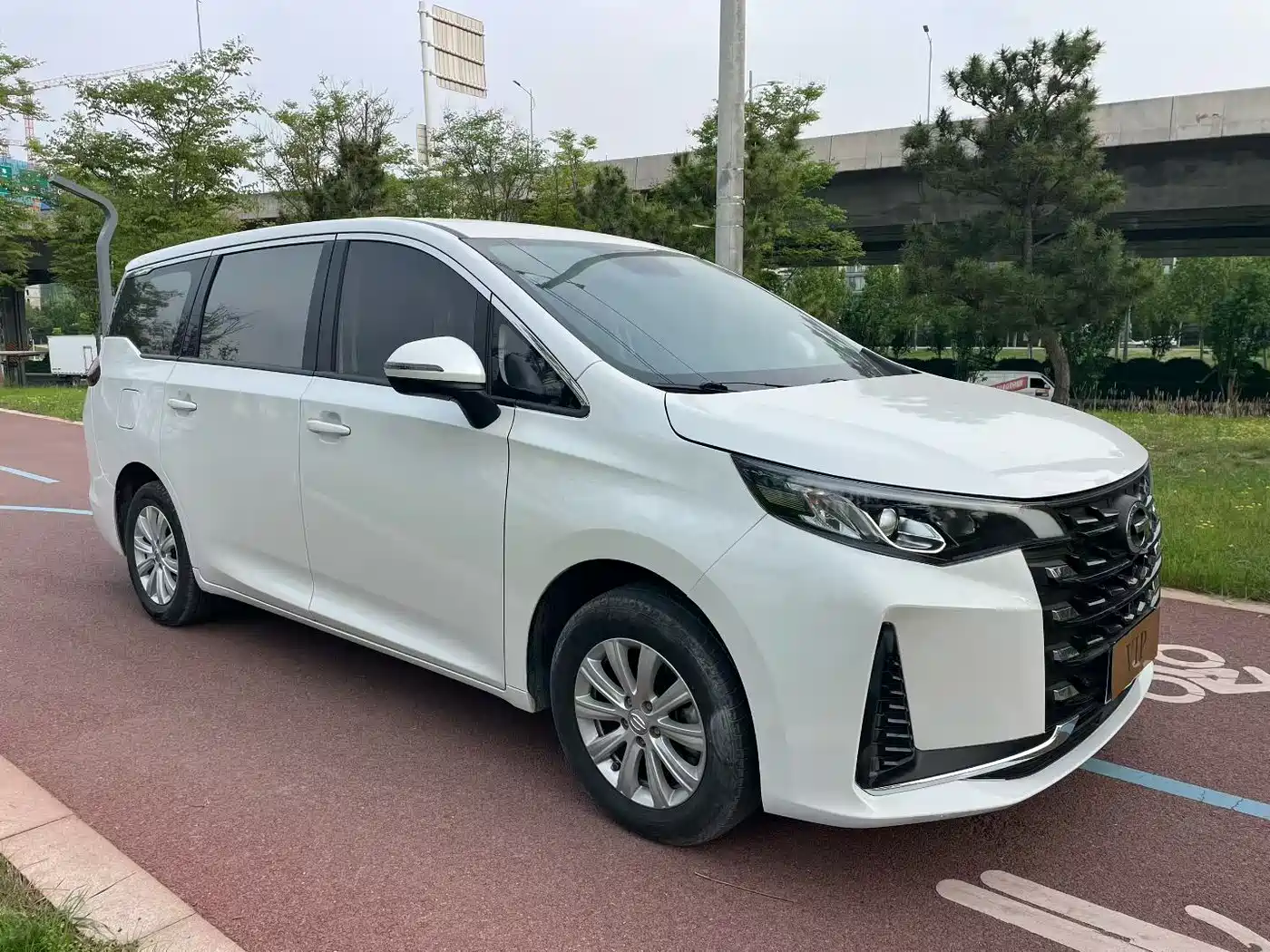 GAC Trumpchi Trumpchi M6 2023 PRO 270T DCT Luxury Edition фото 3