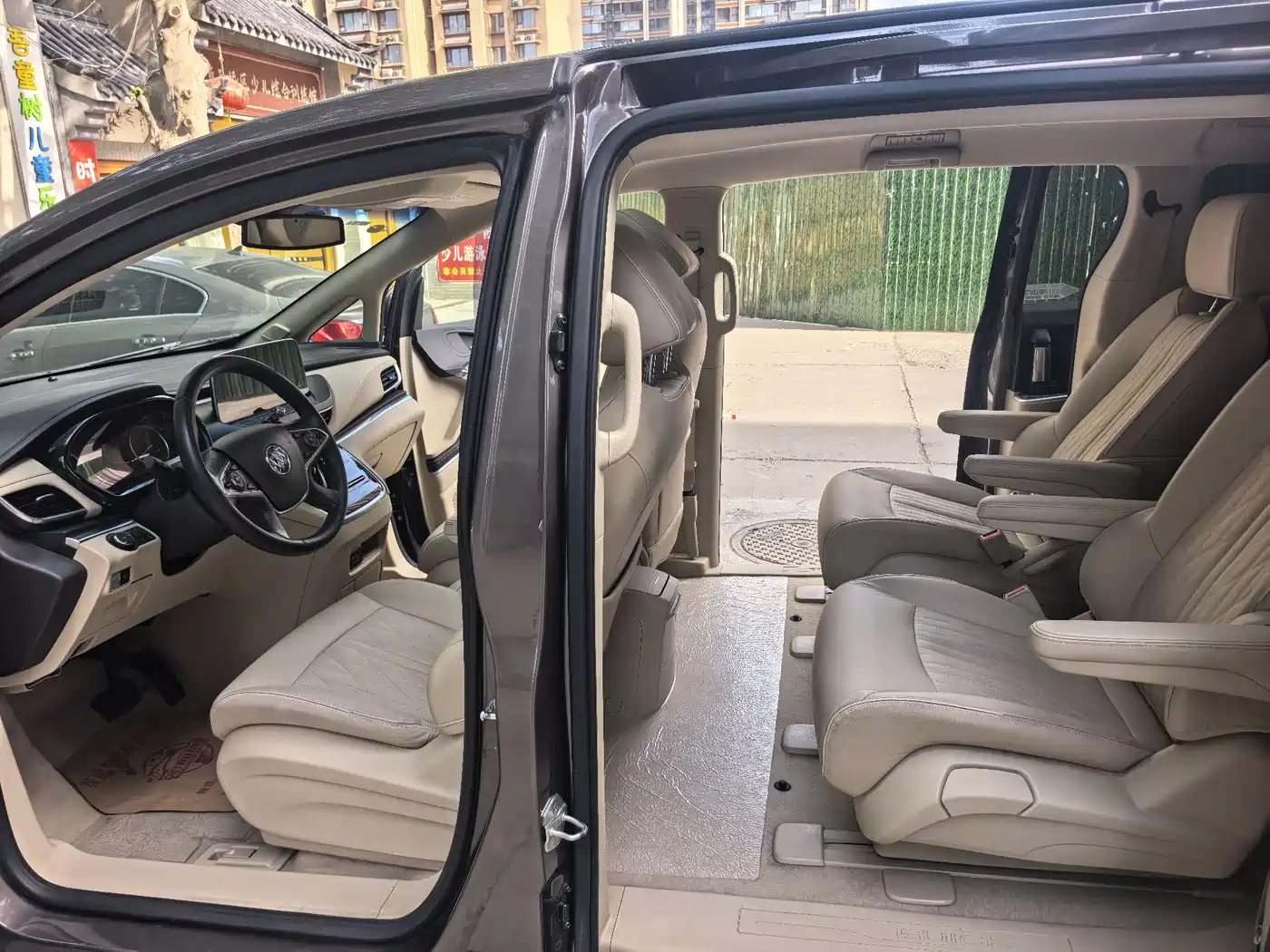 BUICK GL8