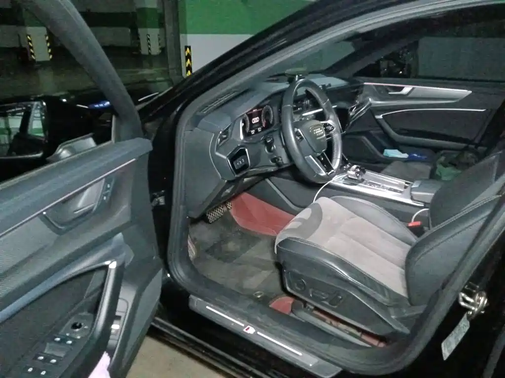 Audi A6L 2021 45 TFSI Exclusive Sport фото 13