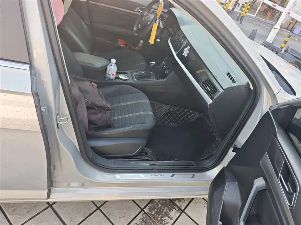 Volkswagen Lavida 2019 1.5L Auto Vision Edition China VI фото 20